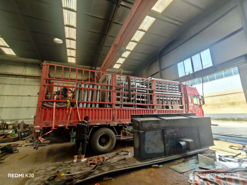 镀锌托盘与双面板式托盘发货